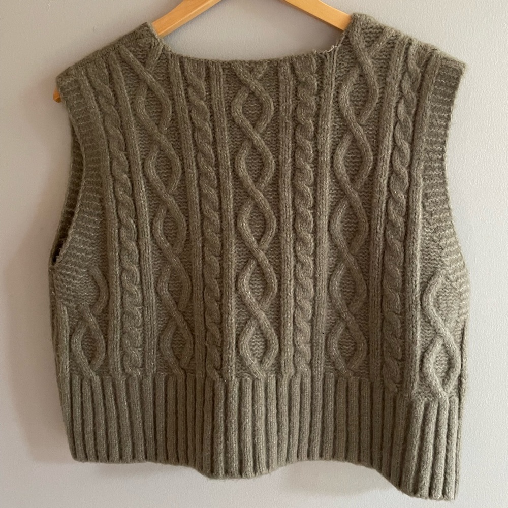 Zara cable knit sweat vest - Picture 3 of 4